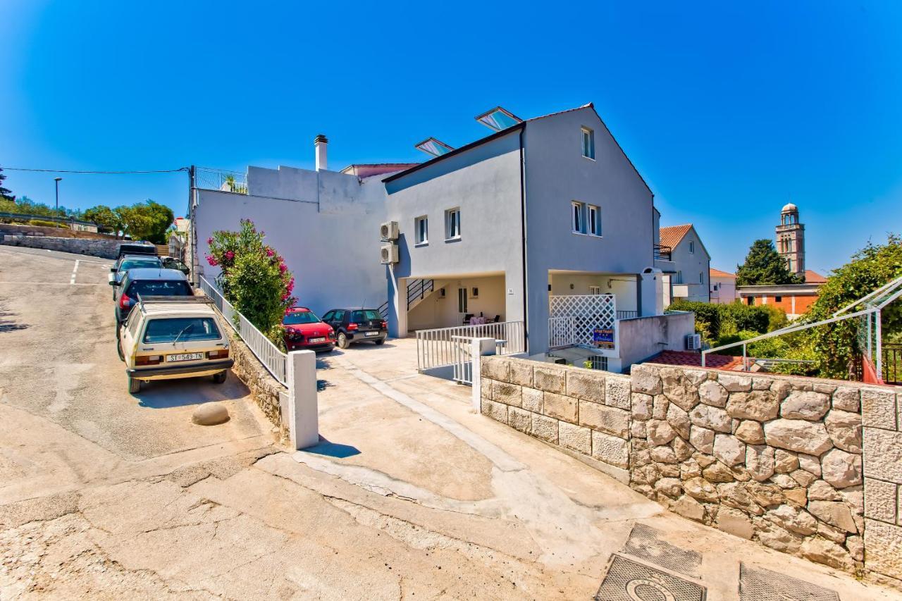 Apartments Hruban Hvar Town Luaran gambar