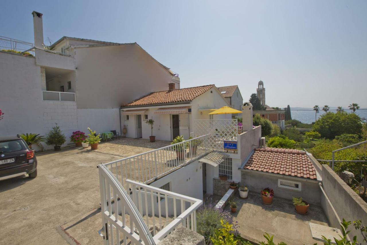 Apartments Hruban Hvar Town Luaran gambar
